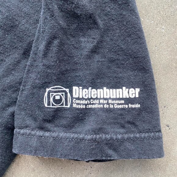 Vintage 2000s Zombie Apocalypse Spell Out Black Graphic Tee Shirt Men's Medium - Picture 4 of 7